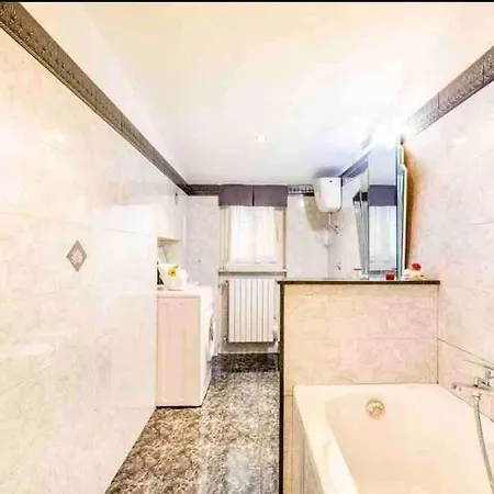 Апартаменты Il Melograno Сан-Джованни-Ротондо